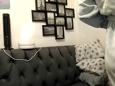 Snapshot of MirandaLatinaLovely chatting on April 5, 2026, 4:35 pm MirandaLatinaLovely online show from April 5, 2026, 4:35 pm