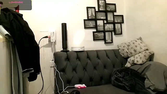 Snapshot of MirandaLatinaLovely chatting on March 8, 2026, 3:21 am MirandaLatinaLovely online show from March 8, 2026, 3:21 am