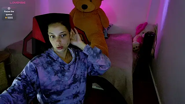 onissm online show from February 4, 2025, 11:38 am