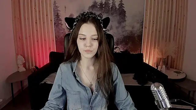 Snapshot of MilaStoyne chatting on February 12, 2025, 8:59 am MilaStoyne online show from February 12, 2025, 8:59 am