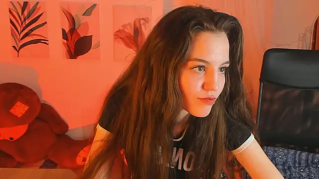 Snapshot of MilaStoyne chatting on February 23, 2025, 8:33 pm MilaStoyne online show from February 23, 2025, 8:33 pm