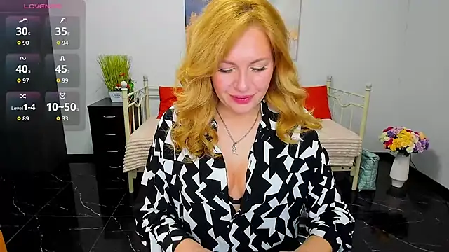 Snapshot of Mira_Whites chatting on February 28, 2026, 1:55 pm Mira Whites online show from February 28, 2026, 1:55 pm