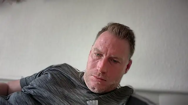 Christian87xxx online show from June 18, 2026, 10:53 am