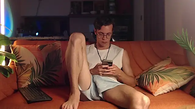 William Henry  online show from April 17, 2026, 5:16 pm