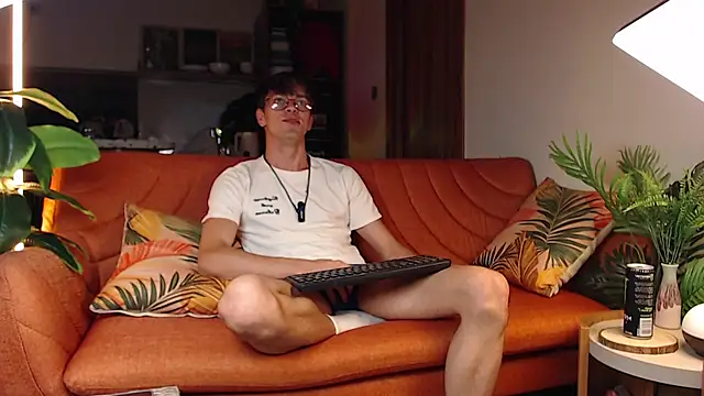 William Henry  online show from April 18, 2026, 3:25 pm