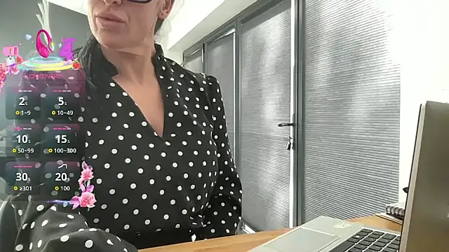 goddess-harper online show from September 10, 2025, 12:26 pm