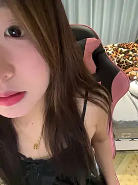 kkkiii889 online show from March 9, 2025, 2:54 pm