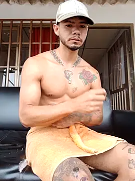 Niick01  online show from April 7, 2026, 1:24 pm