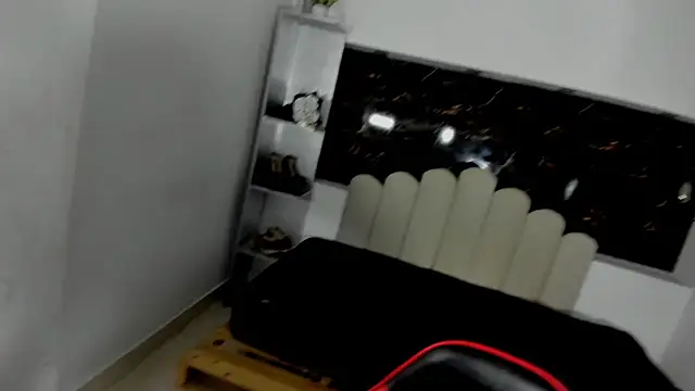 Annyrosee online show from February 7, 2026, 8:17 pm