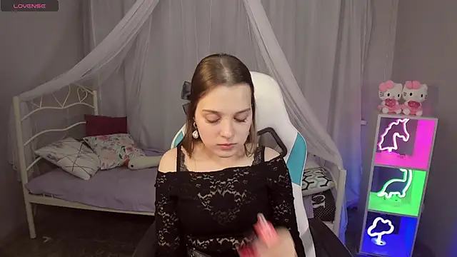 kaisajenner online show from October 19, 2025, 6:54 pm