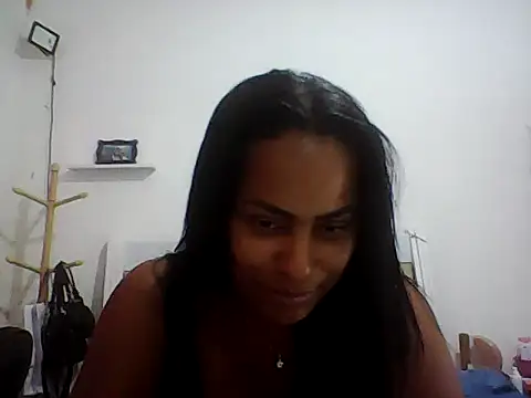 Snapshot of Vivymarques chatting on October 9, 2025, 9:48 pm Vivymarques online show from October 9, 2025, 9:48 pm