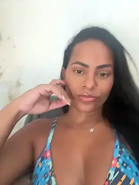 Snapshot of Vivymarques chatting on February 5, 2025, 8:04 pm Vivymarques online show from February 5, 2025, 8:04 pm