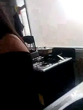 Rachel new20 online show from March 19, 2025, 8:22 pm