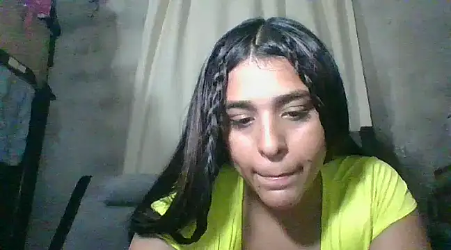 Juviaandgray2 online show from February 17, 2025, 12:11 am