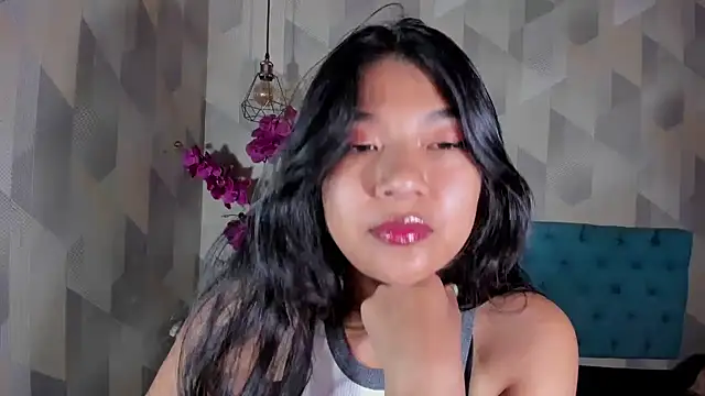 ScarletKray online show from October 9, 2025, 3:51 am
