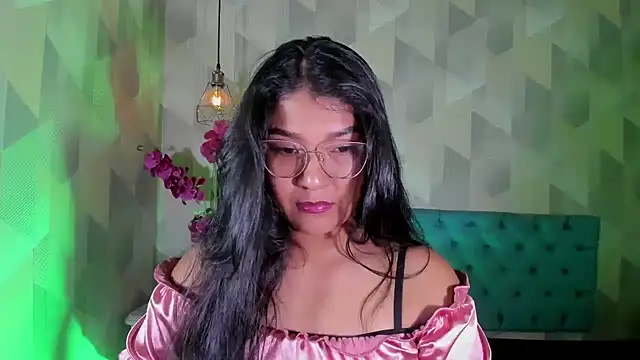 ScarletKray online show from October 25, 2025, 11:16 pm