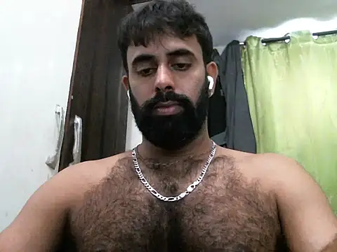 Snapshot of indianhairybull chatting on September 25, 2025, 4:40 am indianhairybull online show from September 25, 2025, 4:40 am