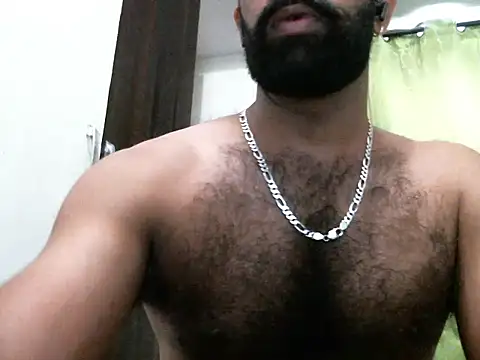 Snapshot of indianhairybull chatting on February 16, 2025, 5:04 am indianhairybull online show from February 16, 2025, 5:04 am