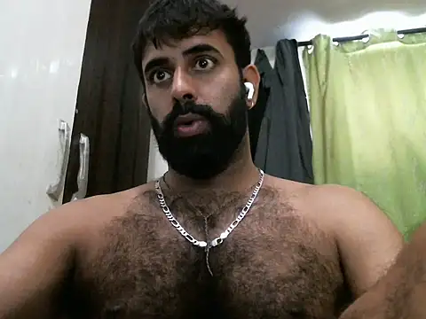 Snapshot of indianhairybull chatting on October 10, 2025, 4:35 am indianhairybull online show from October 10, 2025, 4:35 am