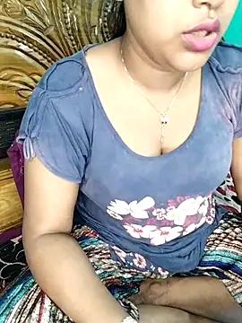 monekhan123 online show from November 29, 2025, 5:35 pm