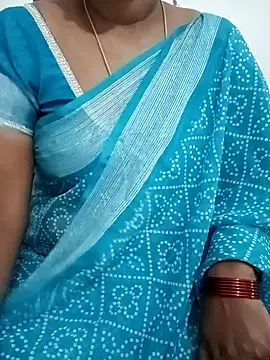 Snapshot of Tamil_Meera12 chatting on February 7, 2025, 7:40 am Tamil Meera12 online show from February 7, 2025, 7:40 am