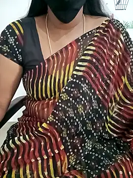 Snapshot of Tamil_Meera12 chatting on February 5, 2025, 4:06 am Tamil Meera12 online show from February 5, 2025, 4:06 am