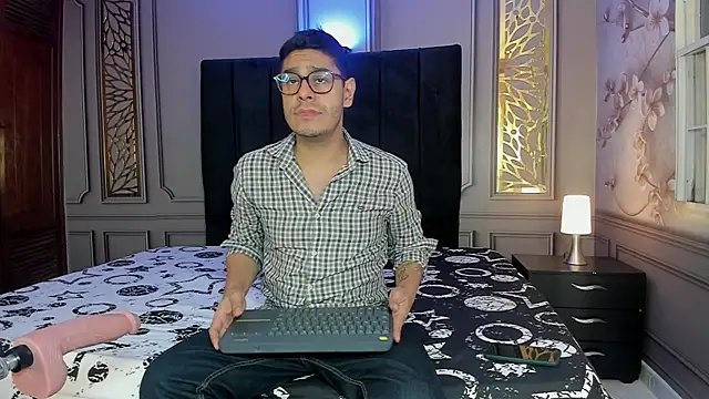 angel fetish  online show from February 21, 2025, 4:51 am