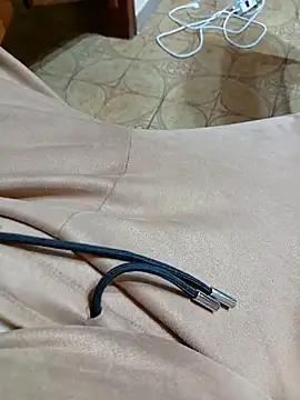 Snapshot of NAvoglia chatting on February 15, 2026, 11:58 pm NAvoglia online show from February 15, 2026, 11:58 pm