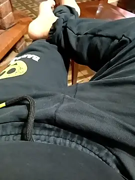 Snapshot of NAvoglia chatting on January 18, 2026, 3:04 pm NAvoglia online show from January 18, 2026, 3:04 pm