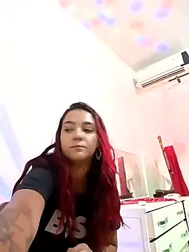 Pantaneirasexy online show from March 18, 2026, 8:43 pm