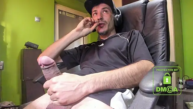 BigCumShoot online show from March 5, 2025, 6:23 am