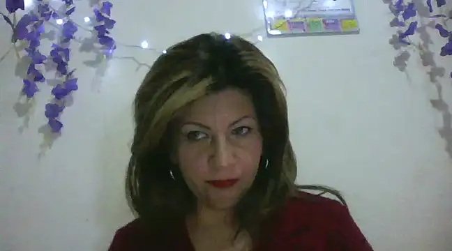 Snapshot of xxsexycutexxx chatting on February 19, 2025, 2:22 pm xxsexycutexxx online show from February 19, 2025, 2:22 pm