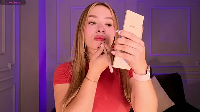 AmaiaHaywood online show from October 16, 2025, 8:28 pm