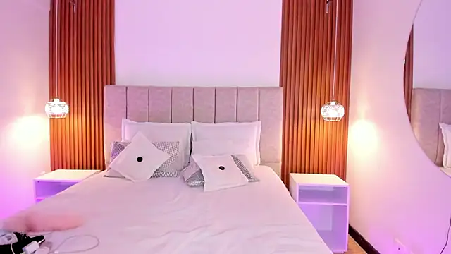 khloe-sweet online show from November 21, 2025, 1:32 pm