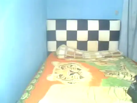 Snapshot of DivinaTransStrella chatting on February 18, 2025, 4:14 pm DivinaTransStrella online show from February 18, 2025, 4:14 pm