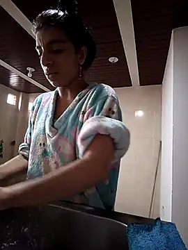 Ariell Kieran online show from March 11, 2025, 8:53 pm