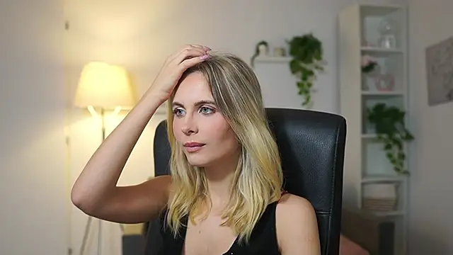 catecrago  online show from December 2, 2025, 9:00 am