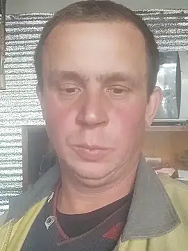 Snapshot of alex_brow_n chatting on October 22, 2025, 10:04 am alex brow n online show from October 22, 2025, 10:04 am