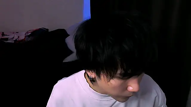 Snapshot of rennnuts chatting on December 20, 2025, 3:37 pm rennnuts online show from December 20, 2025, 3:37 pm