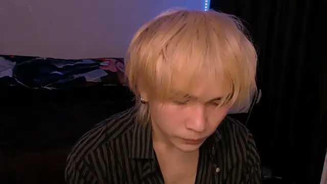 Snapshot of rennnuts chatting on February 27, 2026, 3:34 pm rennnuts online show from February 27, 2026, 3:34 pm