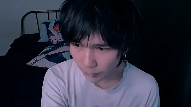 Snapshot of rennnuts chatting on January 13, 2026, 5:17 pm rennnuts online show from January 13, 2026, 5:17 pm