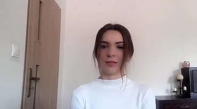 aurora lust online show from March 18, 2025, 10:50 am