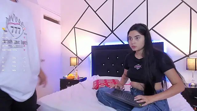 Liiam smith  online show from March 21, 2025, 9:45 pm