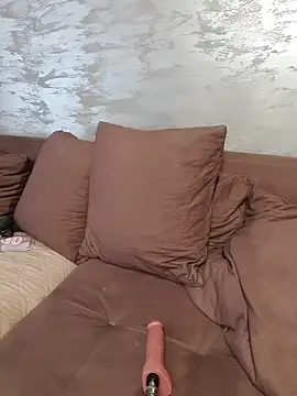 Snapshot of CannabisQueenn chatting on February 25, 2026, 7:52 am CannabisQueenn online show from February 25, 2026, 7:52 am