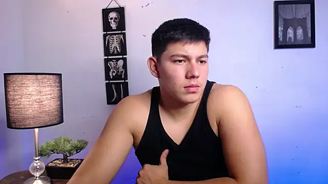 Snapshot of JamesCr_ chatting on November 8, 2025, 12:03 am JamesCr online show from November 8, 2025, 12:03 am