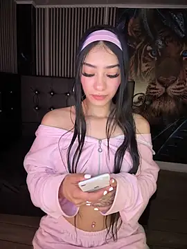 Snapshot of TayylorSexx chatting on February 6, 2026, 5:03 am TayylorSexx online show from February 6, 2026, 5:03 am