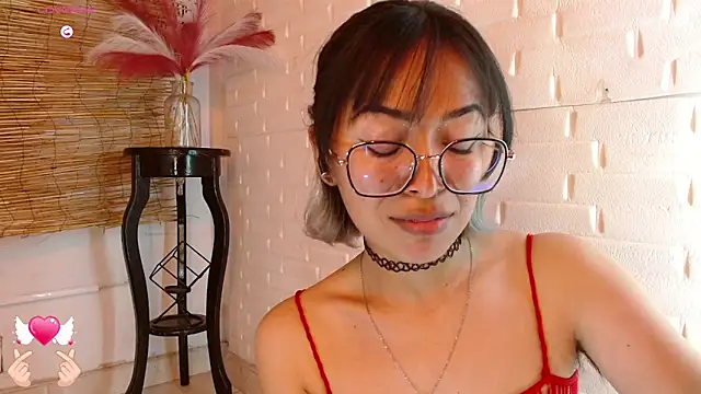 Snapshot of Luna_7_777 chatting on February 25, 2026, 5:29 am Luna 7 777 online show from February 25, 2026, 5:29 am