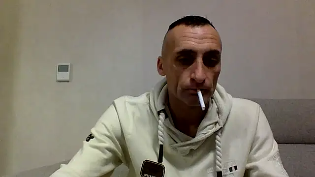 ANGELSANTAMARIA- online show from November 29, 2025, 6:57 am