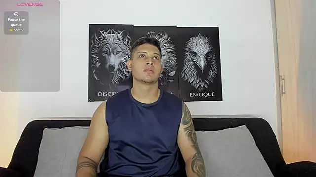 Snapshot of JohanSmith chatting on October 2, 2025, 10:46 pm JohanSmith online show from October 2, 2025, 10:46 pm