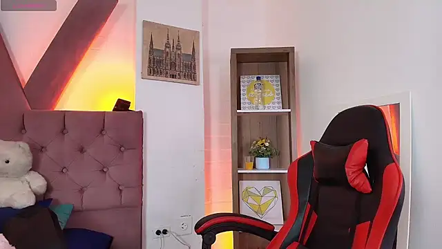 PepperTwink online show from March 14, 2026, 4:35 pm